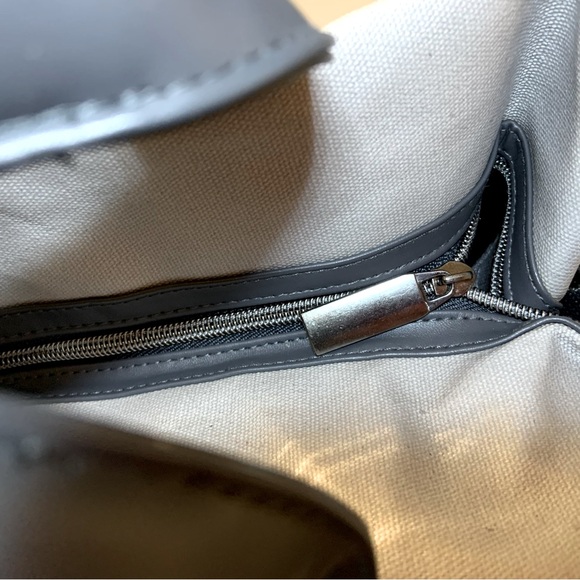 CALVIN KLEIN Fragrances Weekender Travel Duffle Gym Bag Grey color NEW / NWT - Picture 7 of 14